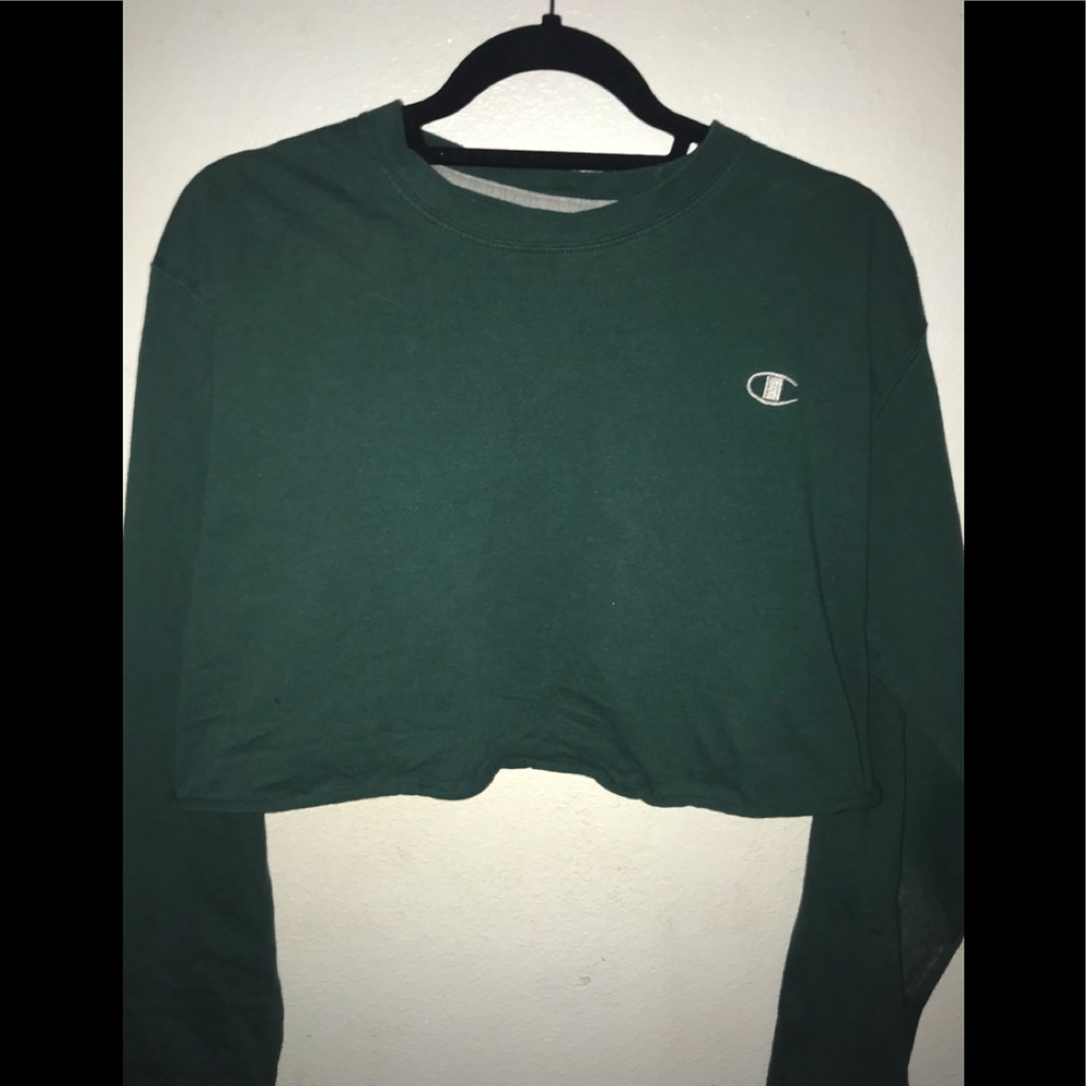 Cropped Champion Top